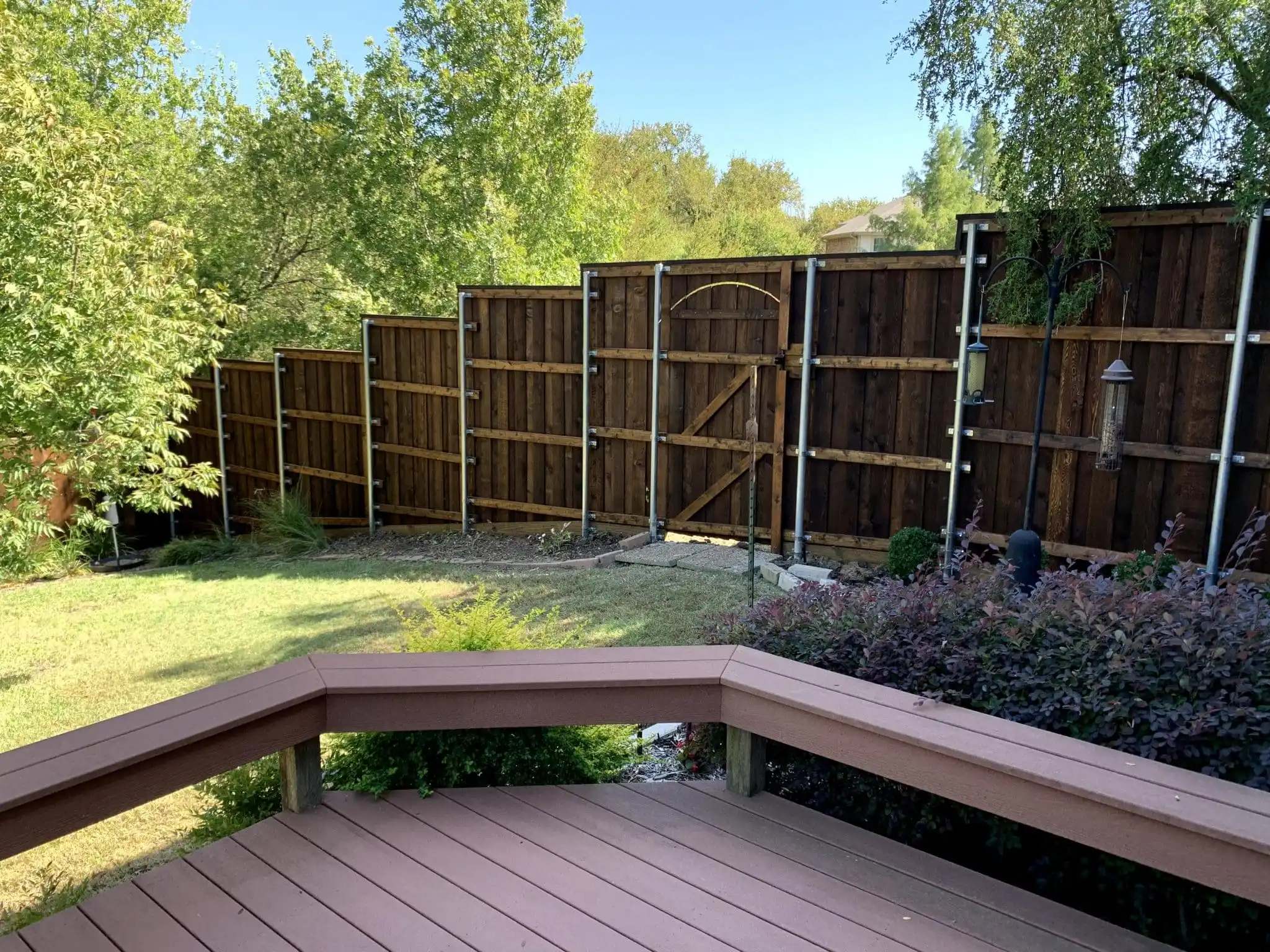 Sequoia 8 ft board on board cedar fence with cap and trim in DFW, photo 6