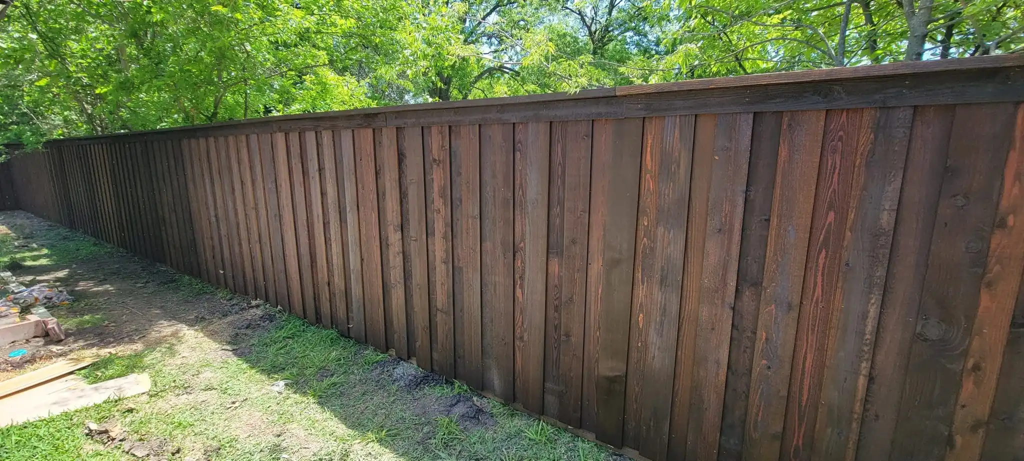 Shenandoah 6 ft board on board cedar fence in DFW, photo 4