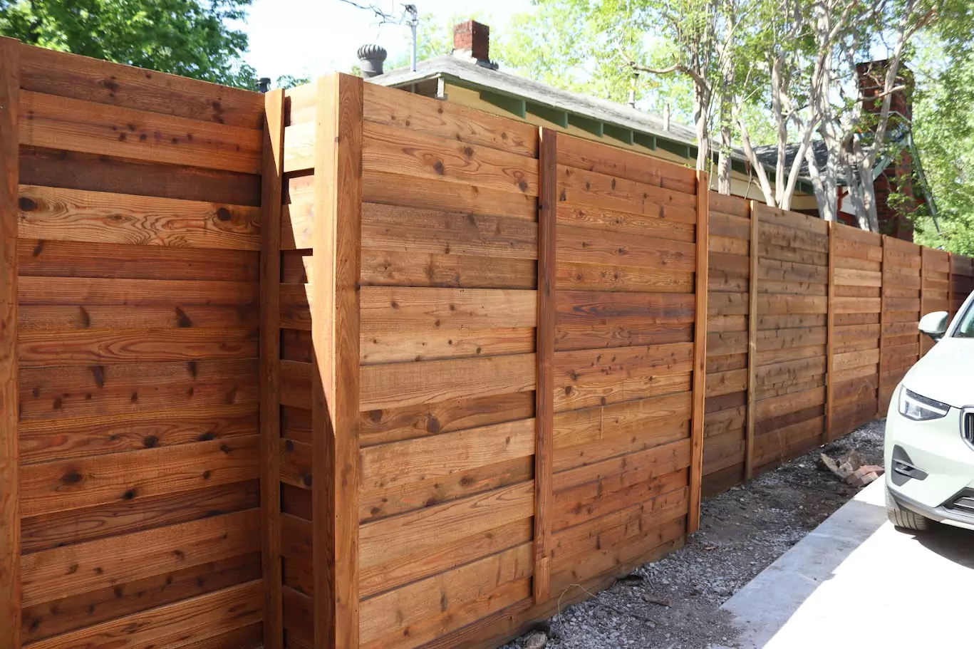 Encanto 6 ft horizontal board on board cedar fence in DFW, photo 2