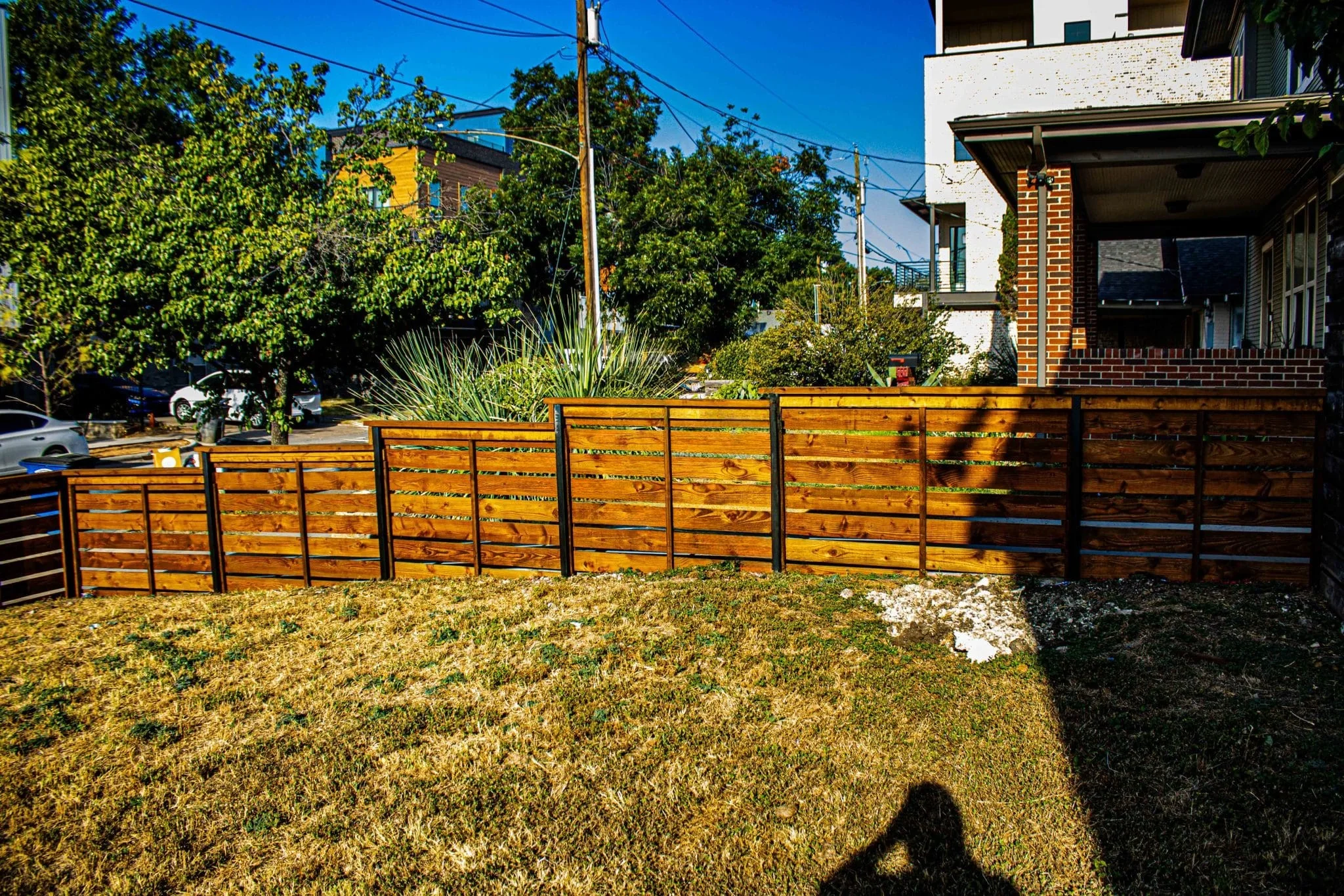 Cortado 4 ft horizontal cedar fence with cap in DFW, photo 10